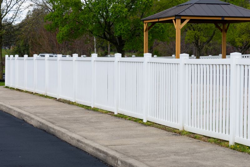 Privacy Fence Construction in Peoria, IL